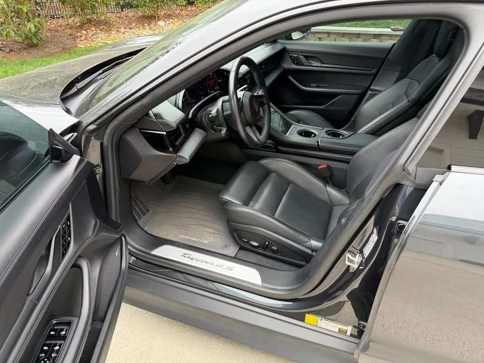 2020 Porsche Taycan 4S - Image 8 of 14