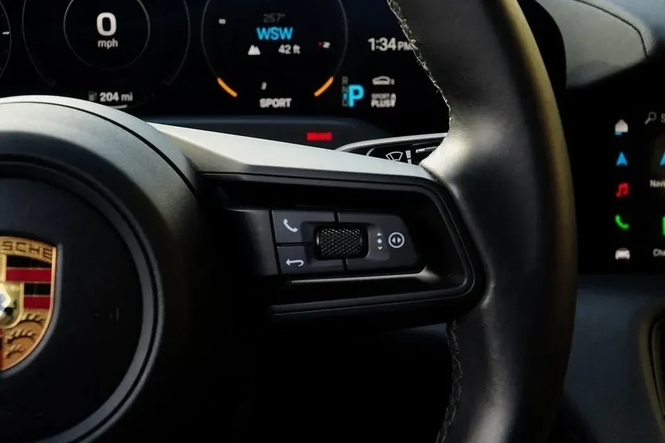 2020 Porsche Taycan 4S - Image 9 of 19
