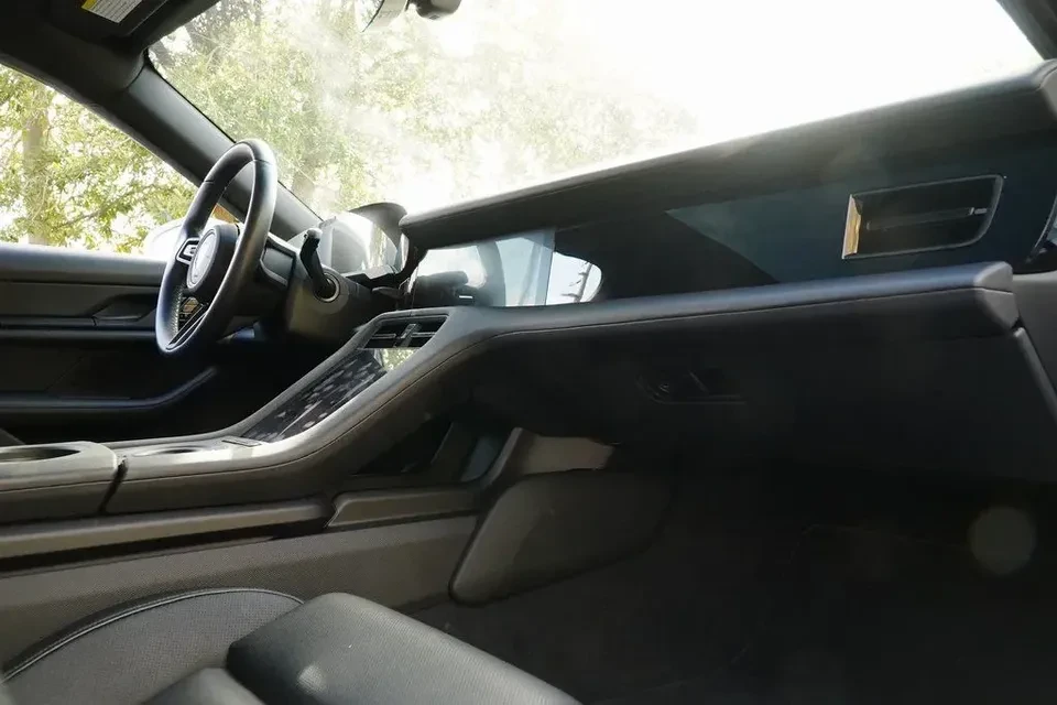 2020 Porsche Taycan 4S - Image 6 of 19
