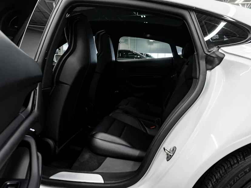 2020 Porsche Taycan 4S - Image 8 of 8