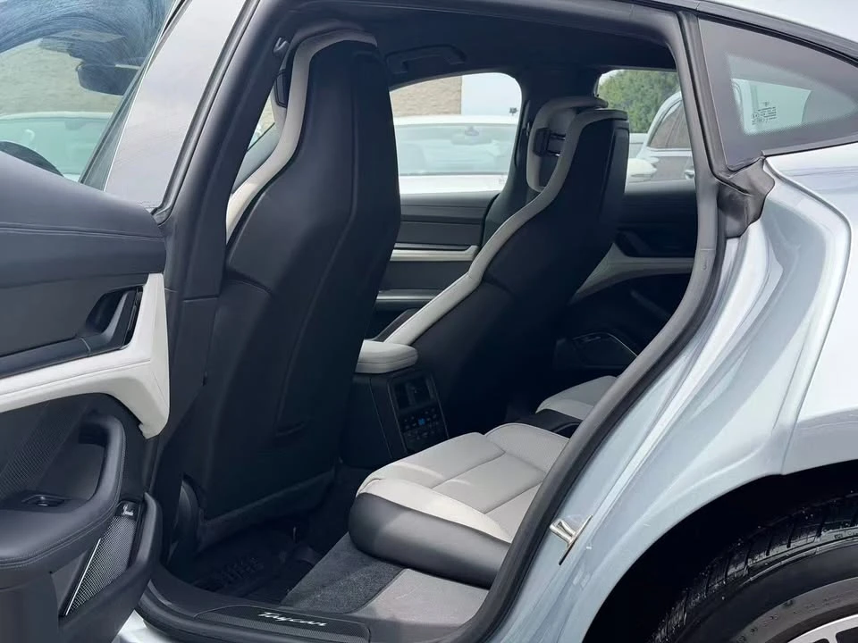 2020 Porsche Taycan 4S - Image 19 of 19