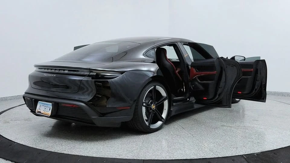 2020 Porsche Taycan 4S - Image 11 of 20