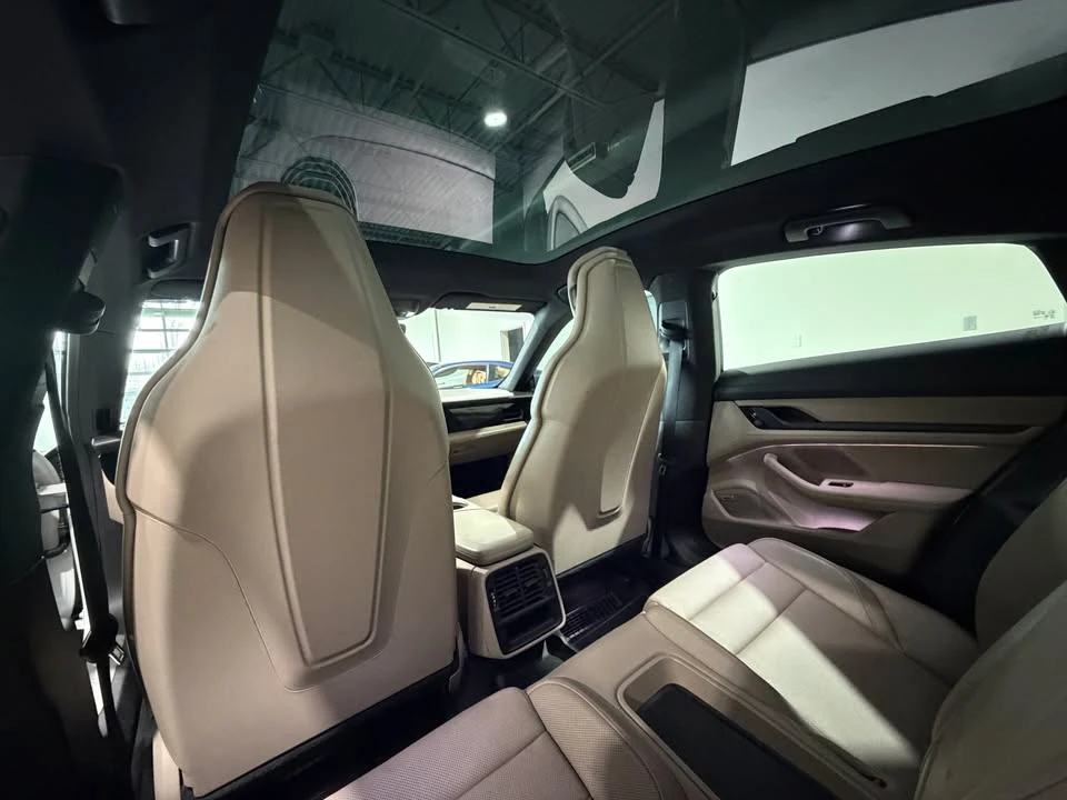 2020 Porsche Taycan 4S - Image 13 of 19