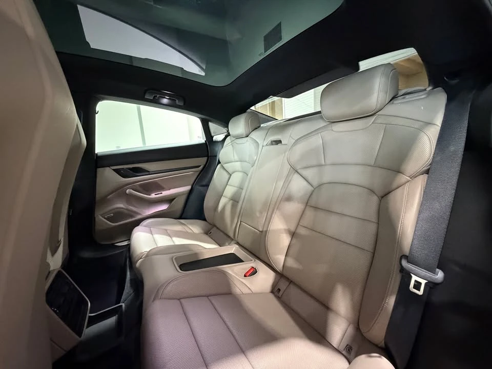 2020 Porsche Taycan 4S - Image 15 of 21