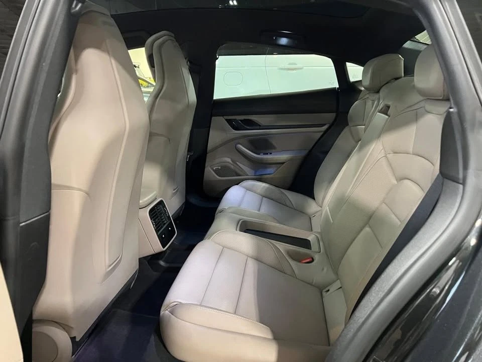 2020 Porsche Taycan 4S - Image 17 of 20