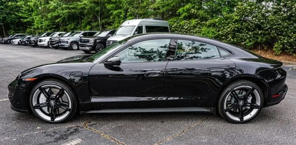 2020 Porsche Taycan 4S - Image 3 of 12