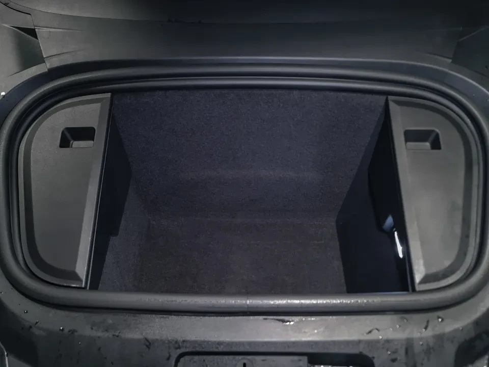 2020 Porsche Taycan 4S - Image 12 of 13
