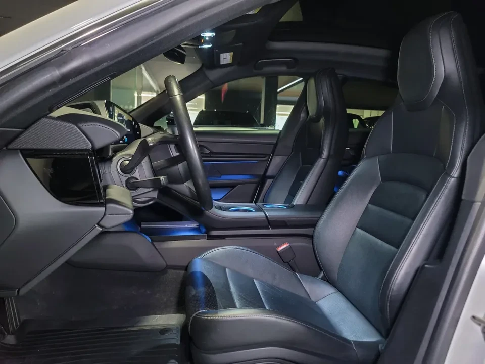 2020 Porsche Taycan 4S - Image 8 of 13