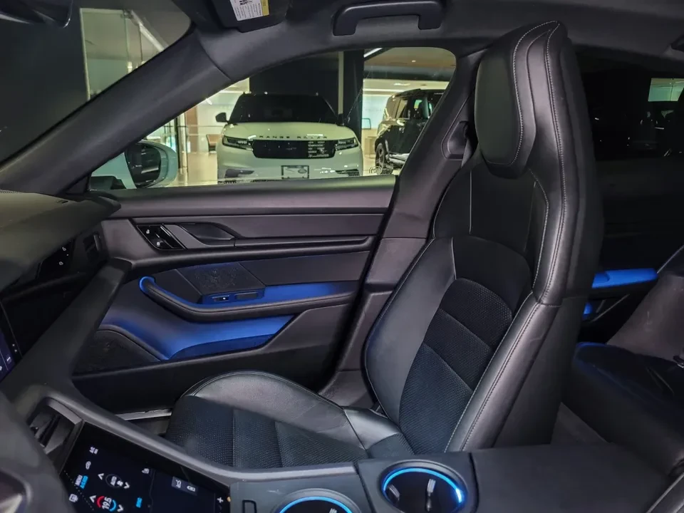 2020 Porsche Taycan 4S - Image 10 of 13