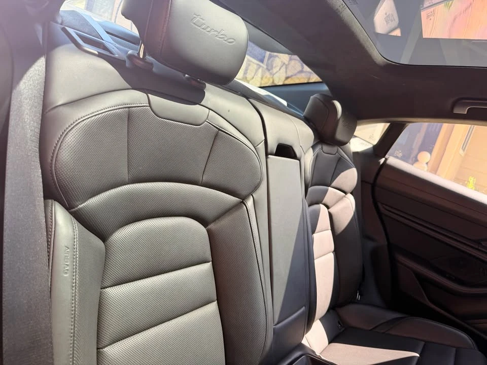 2020 Porsche Taycan Turbo - Image 19 of 20