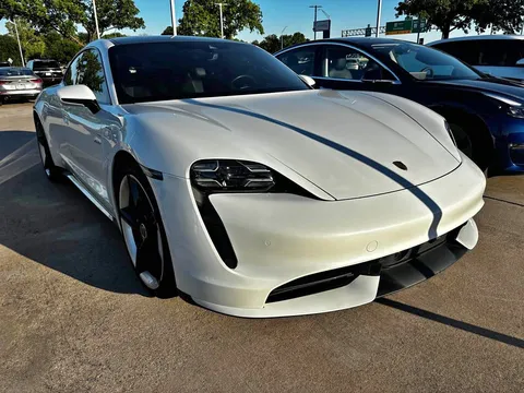 2020 Porsche Taycan Turbo