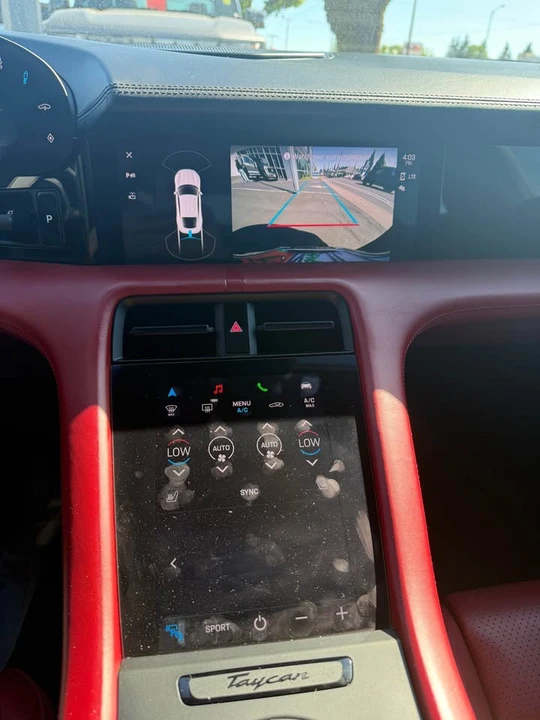2020 Porsche Taycan Turbo - Image 19 of 20