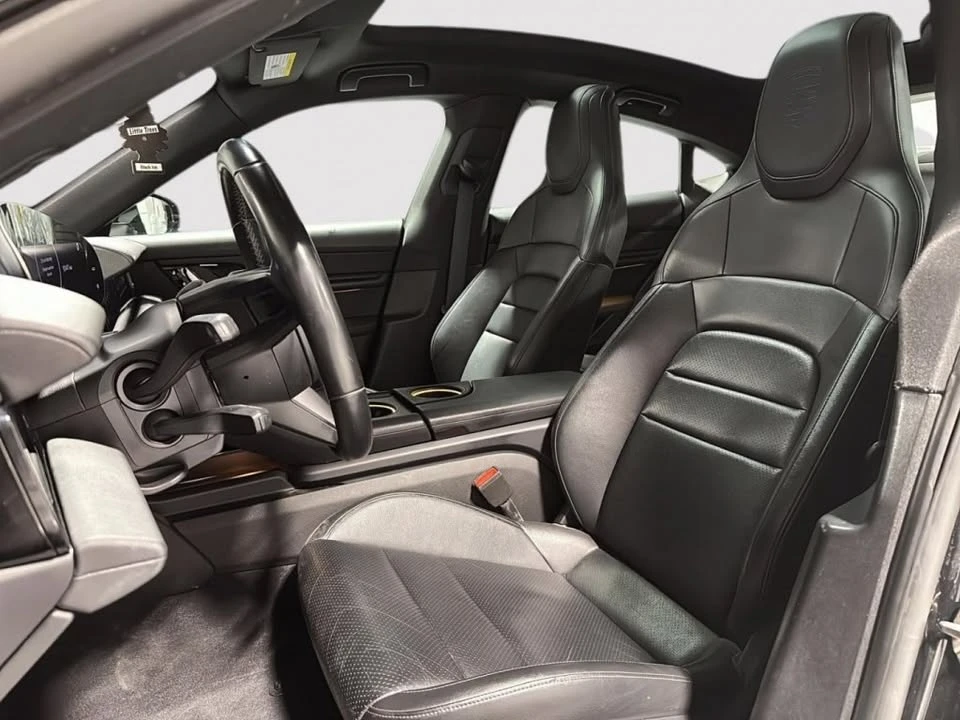 2020 Porsche Taycan 4S - Image 7 of 10