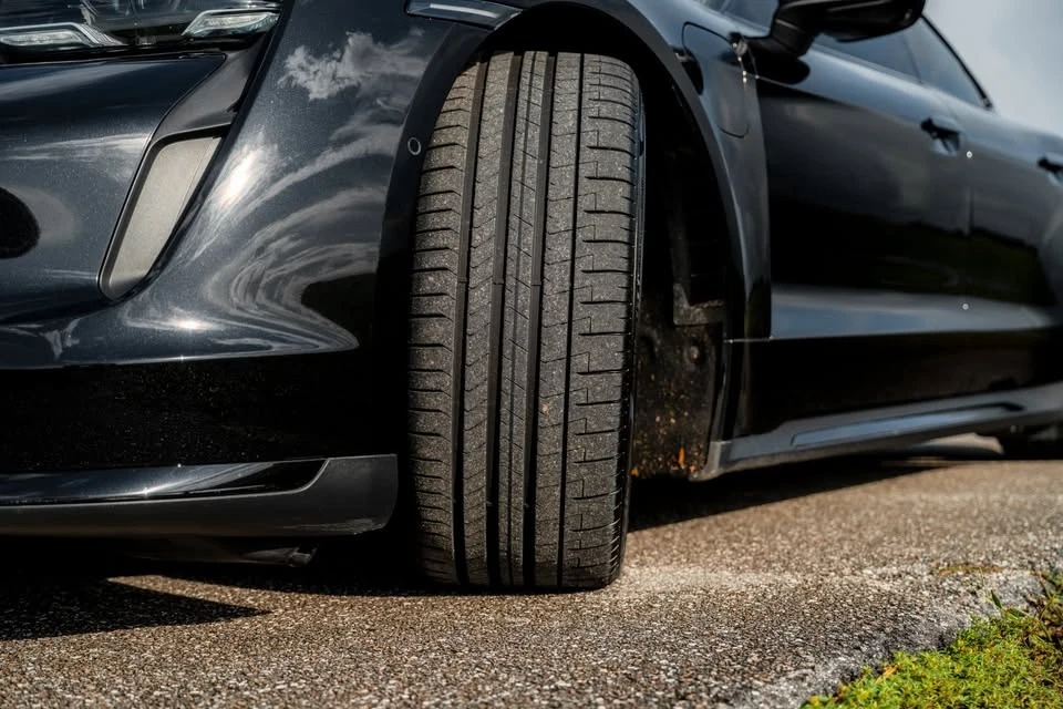 2020 Porsche Taycan Turbo - Image 9 of 20