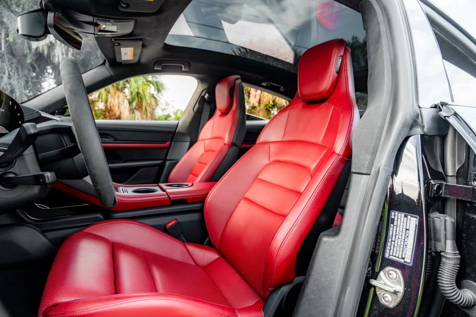 2020 Porsche Taycan Turbo - Image 17 of 20