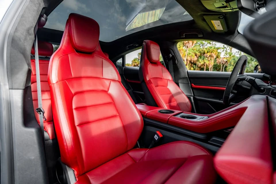 2020 Porsche Taycan Turbo - Image 18 of 19