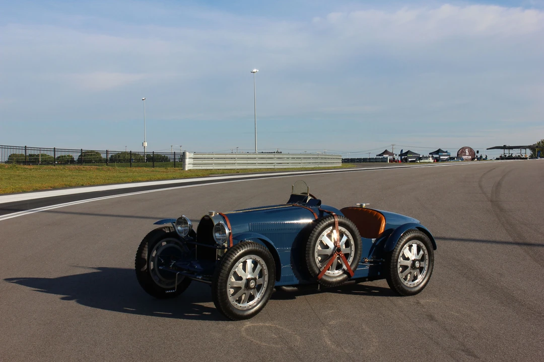 2020 Bugatti - Image 10 of 12
