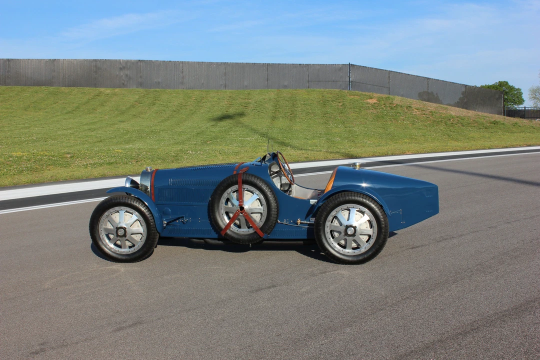 2020 Bugatti - Image 8 of 12