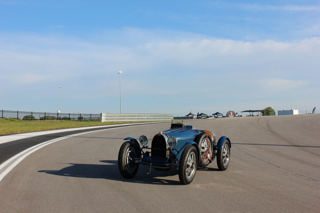 2020 Bugatti - Image 11 of 12