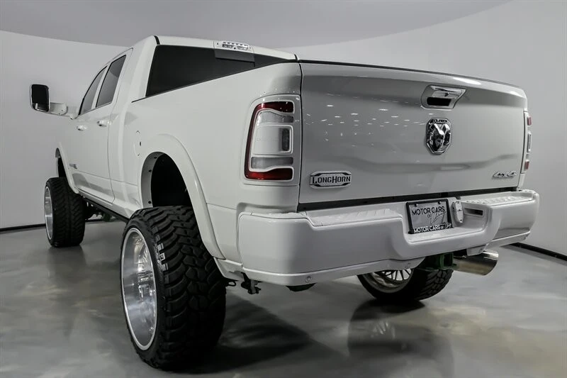 2020 Ram 2500 - Image 9 of 31