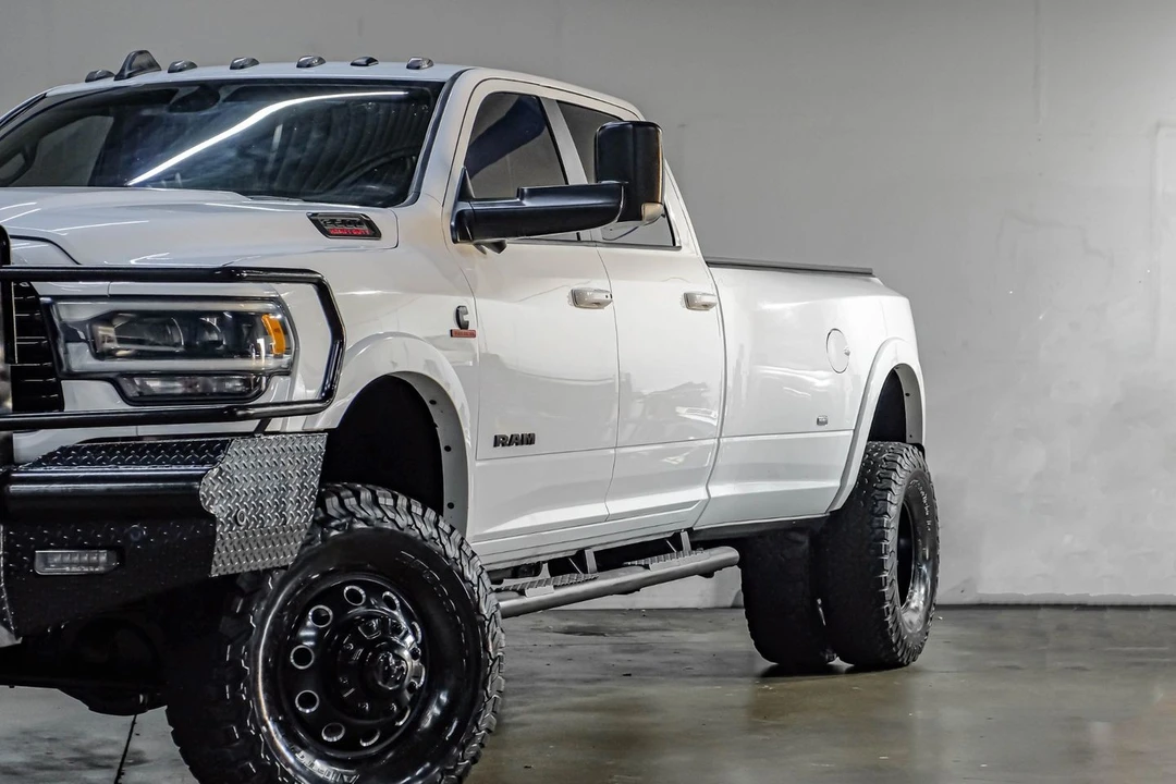 2020 Ram 3500 - Image 8 of 12