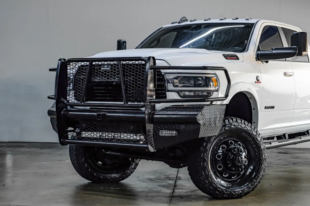 2020 Ram 3500 - Image 7 of 12