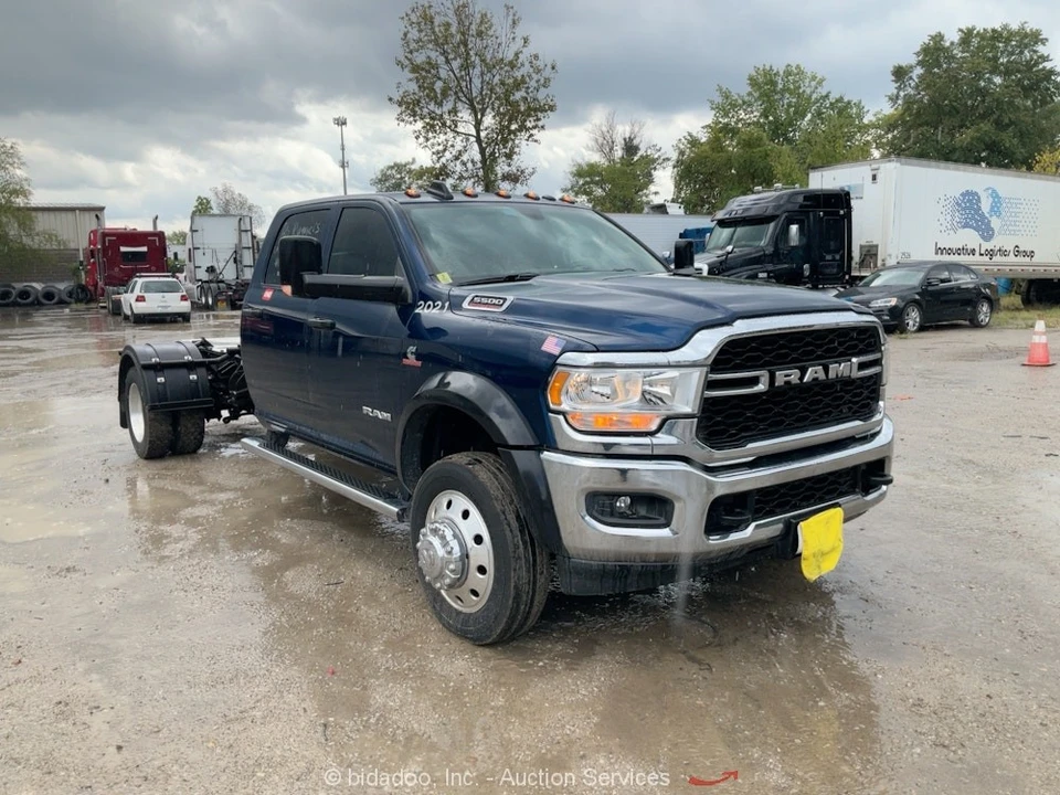 2020 Ram 4500 & 5500 - Image 2 of 12