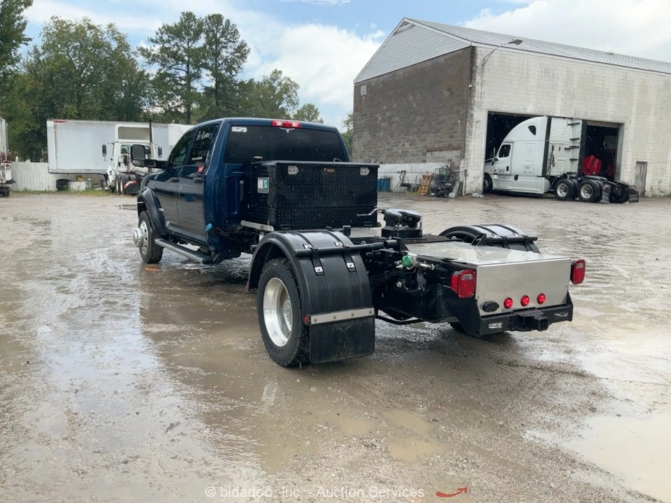 2020 Ram 4500 & 5500 - Image 3 of 12