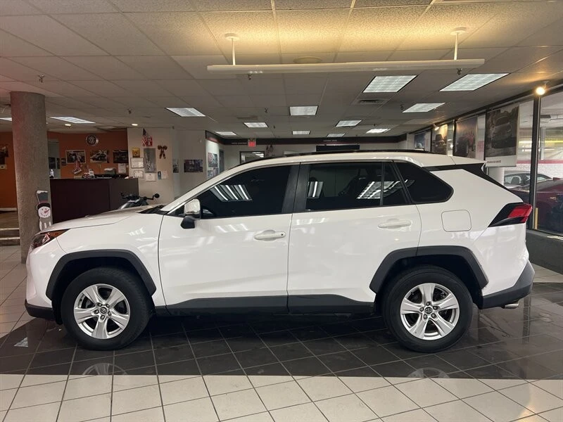 2020 Toyota RAV4 5th Gen - Image 2 of 4