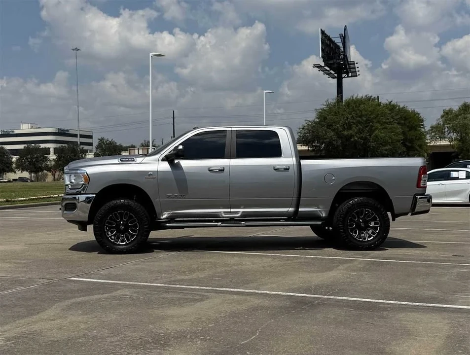 2020 Ram 2500 - Image 3 of 9