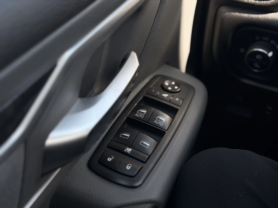 2020 Ram 1500 2nd Gen - Image 17 of 23