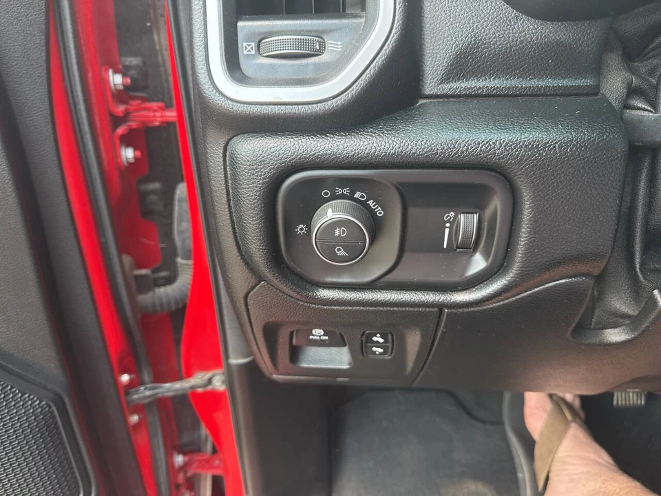 2020 Ram 1500 2nd Gen - Image 15 of 17