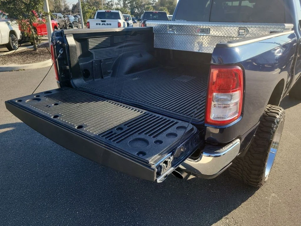 2020 Ram 1500 2nd Gen - Image 8 of 12