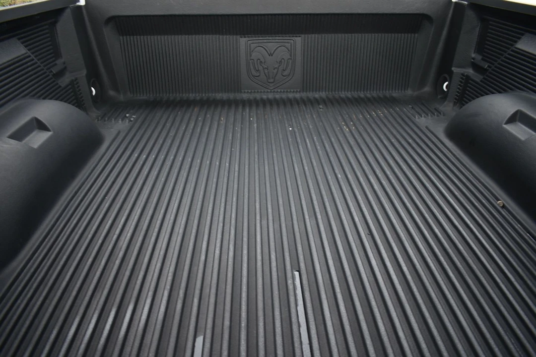 2020 Dodge Ram 4th Gen - Image 9 of 12