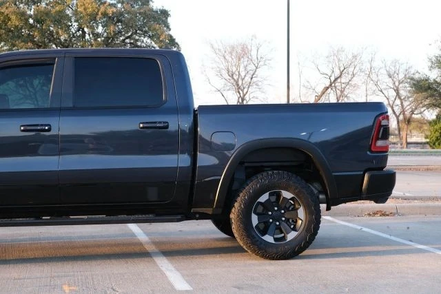2020 Ram 1500 - Image 9 of 31