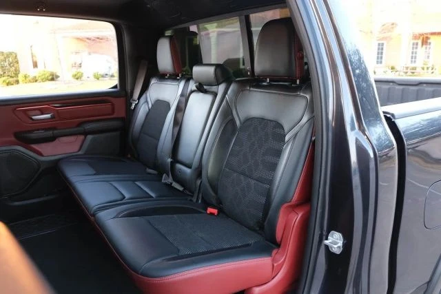 2020 Ram 1500 - Image 26 of 31