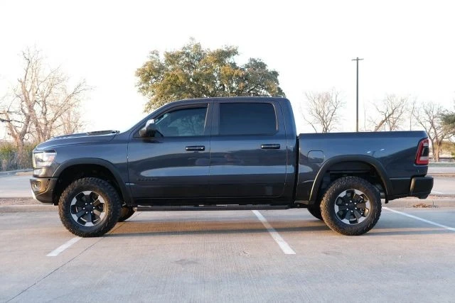 2020 Ram 1500 - Image 7 of 31