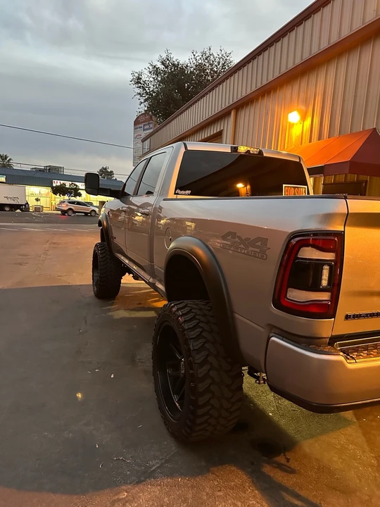 2020 Ram 2500 - Image 10 of 17