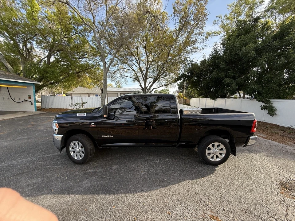 2020 Ram 2500 - Image 3 of 8