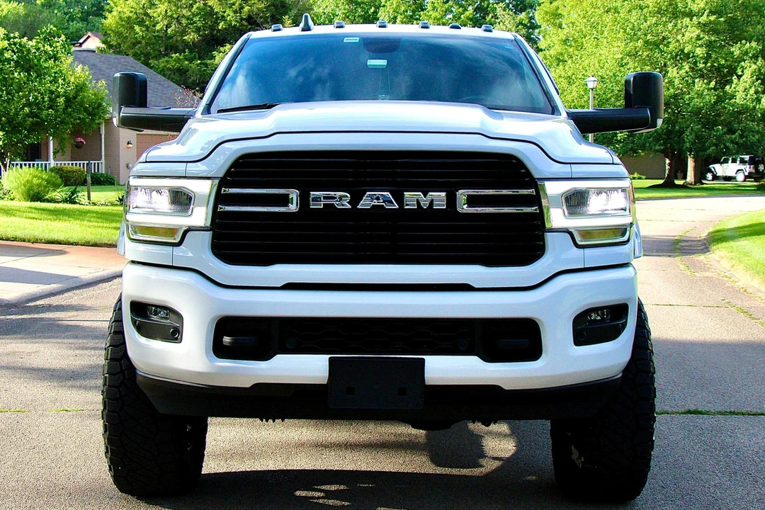2020 Ram 2500 - Image 2 of 22