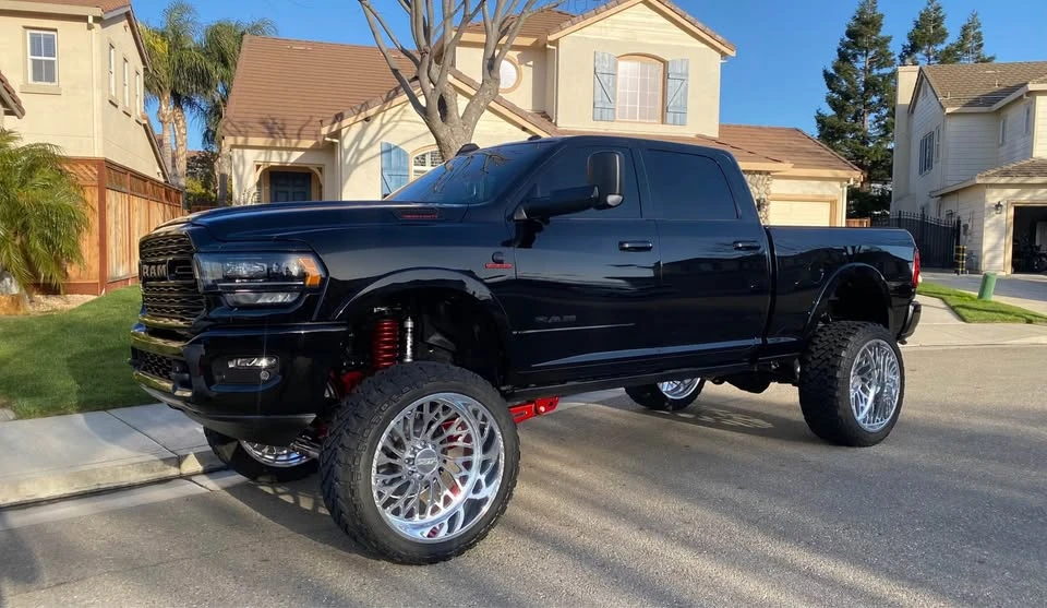 2020 Ram 2500 - Image 4 of 5