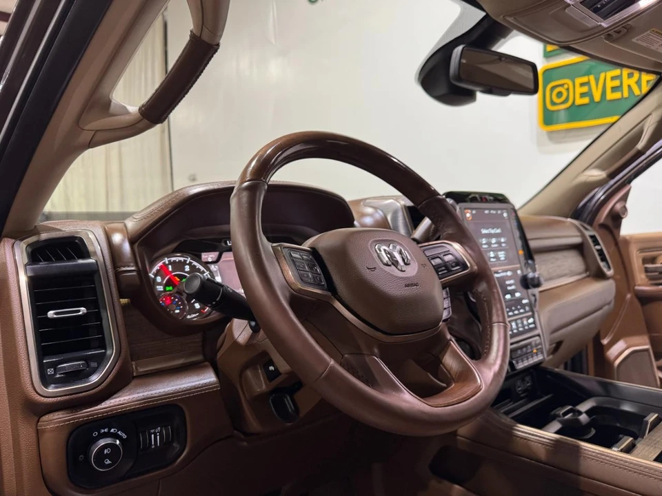 2020 Ram 2500 - Image 10 of 31