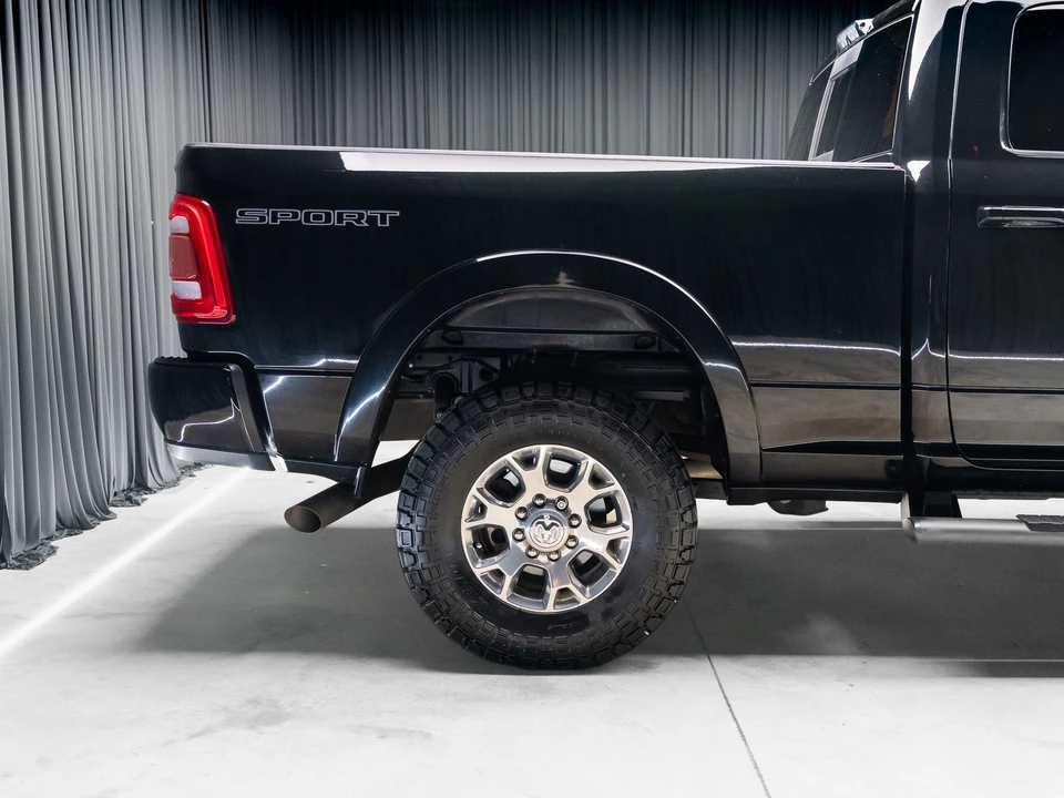 2020 Ram 2500 - Image 26 of 31