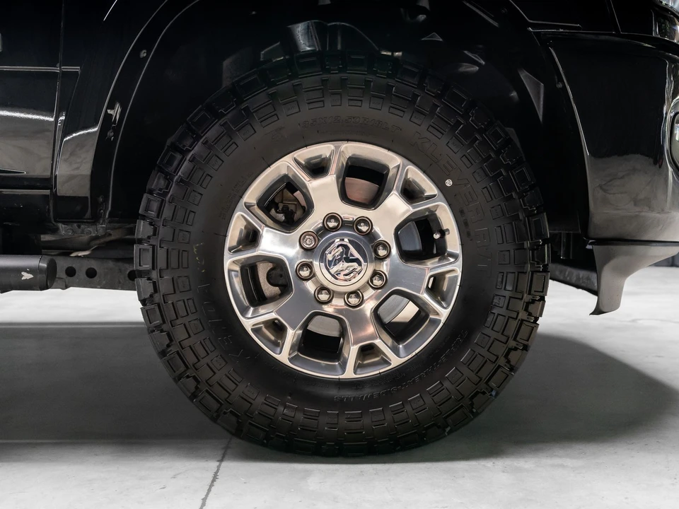 2020 Ram 2500 - Image 25 of 31