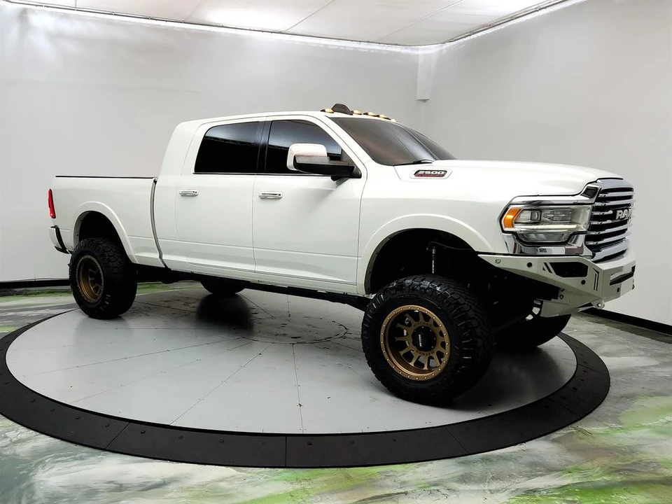 2020 Ram 2500 - Image 3 of 12
