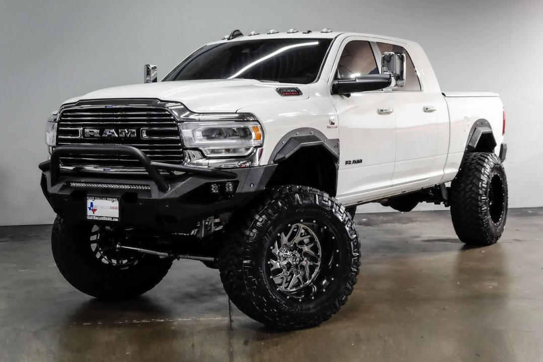 2020 Ram 2500 - Image 7 of 31