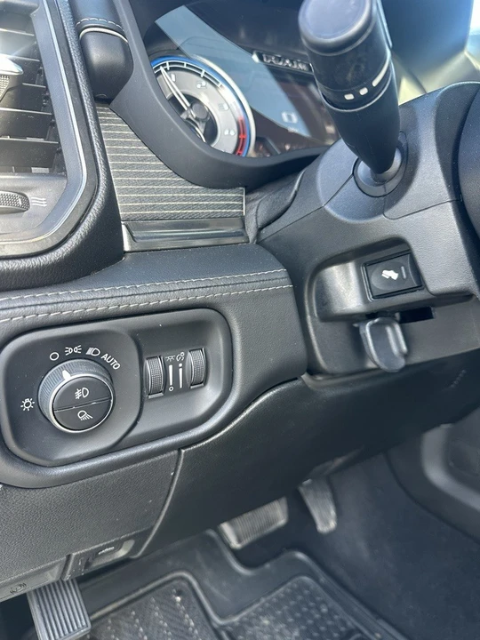 2020 Ram 2500 - Image 10 of 12