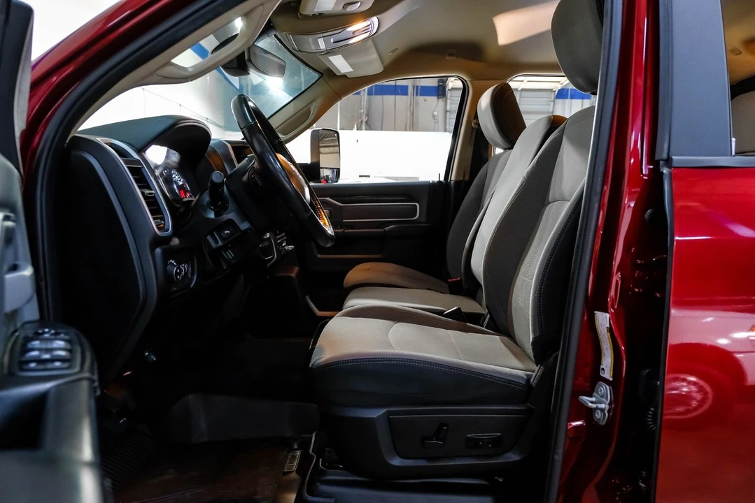 2020 Ram 2500 - Image 5 of 12