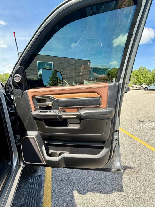 2020 Ram 2500 - Image 25 of 29