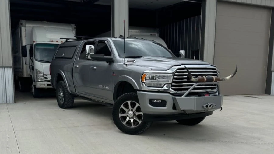 2020 Ram 2500 - Image 2 of 29